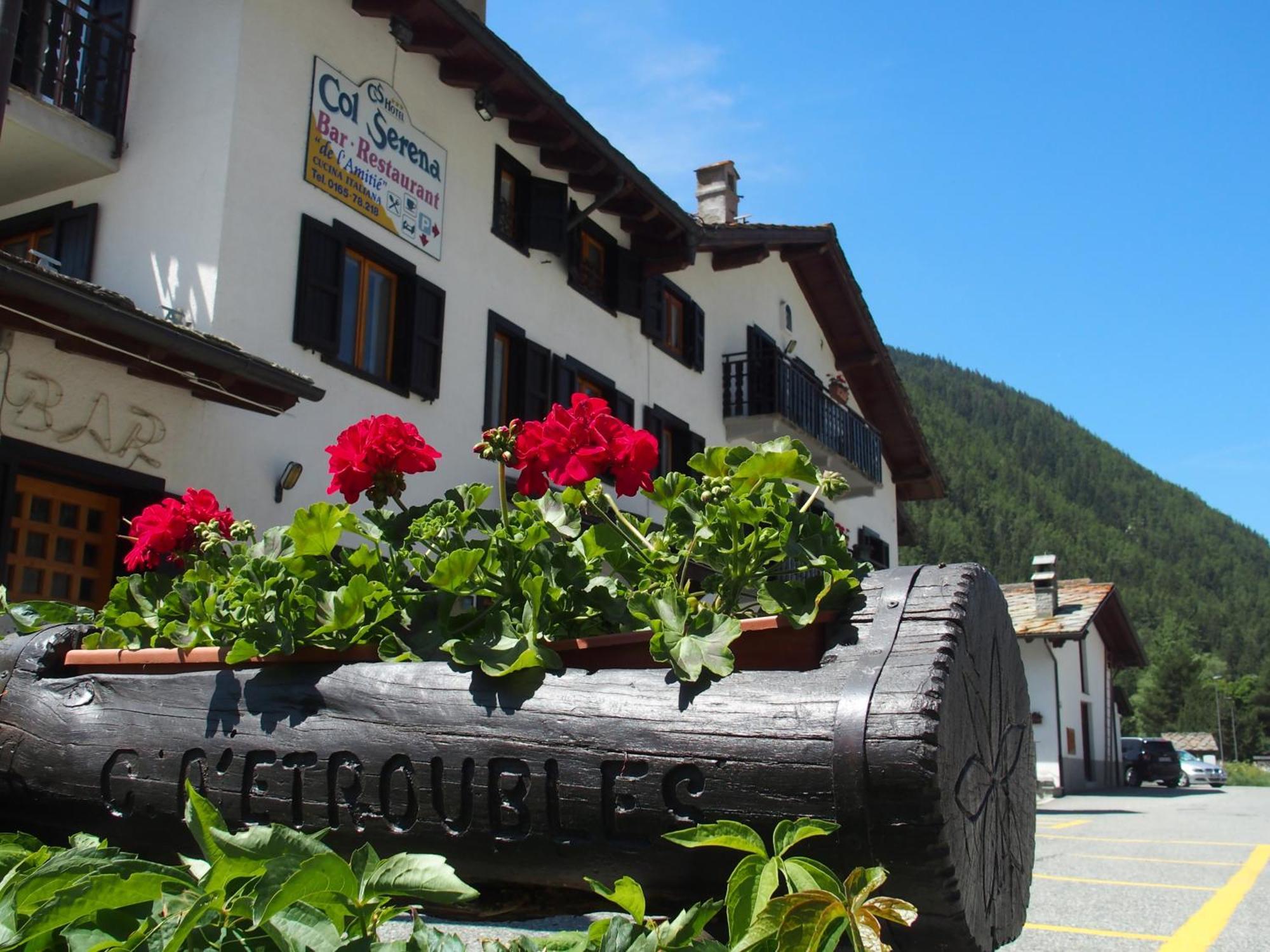 Hotel Col Serena Etroubles Exteriér fotografie